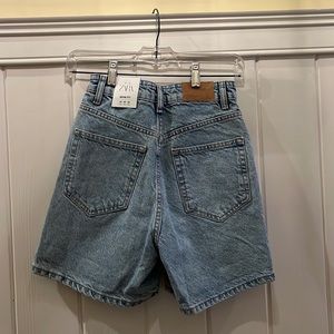 Zara denim shorts, hi-rise, mom fit, size 00 US, 32 EUR